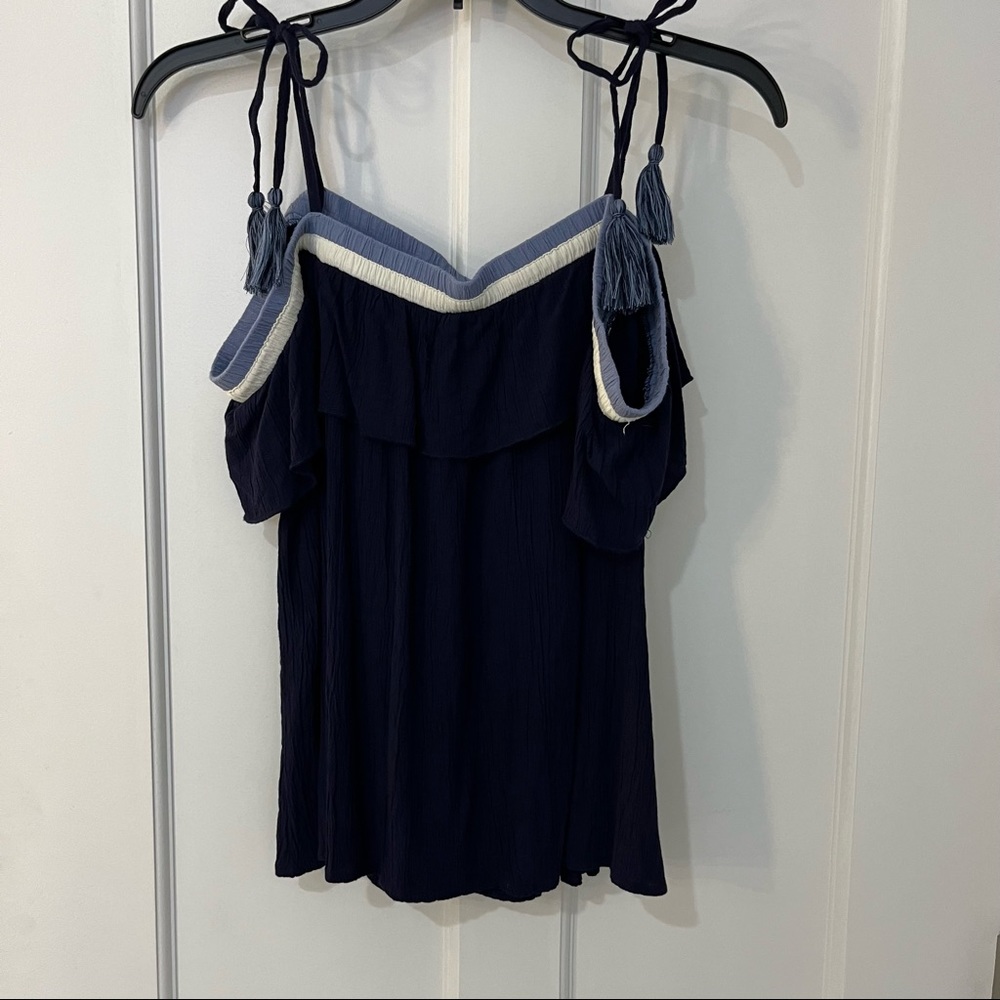 American Eagle off the shoulder top